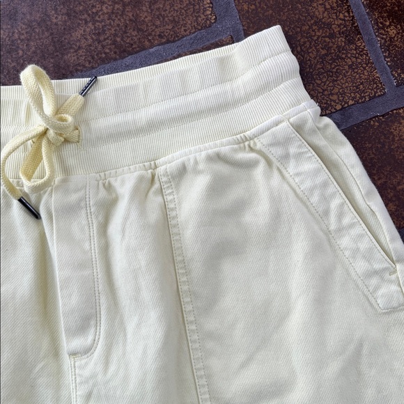 Athleta Yellow High Waisted Farallon Midi Short - Picture 7 of 16
